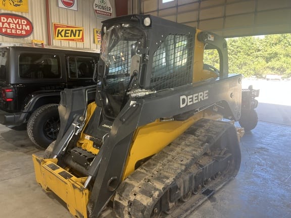 Main image John Deere 333E