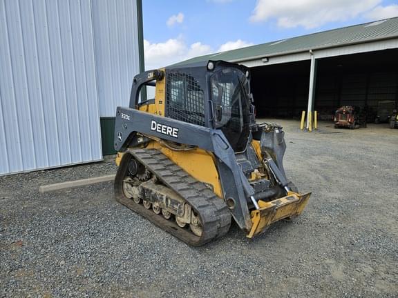 Image of John Deere 333E Primary image