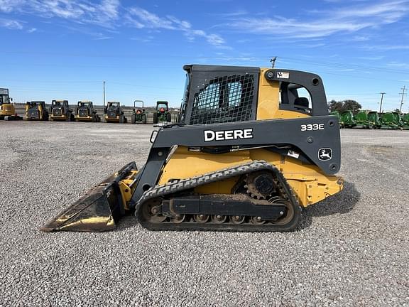 Image of John Deere 333E equipment image 1