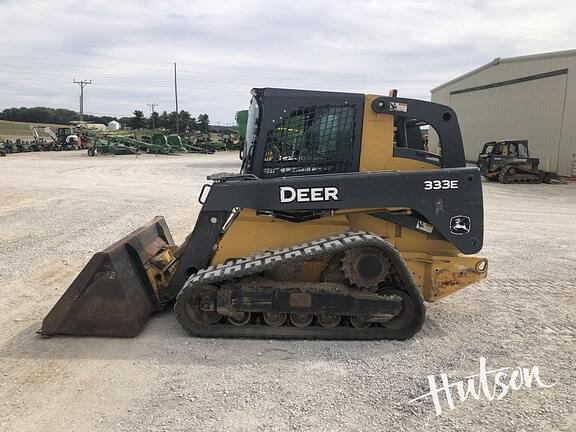 Image of John Deere 333E equipment image 4