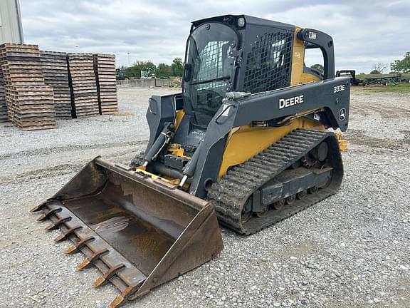 Image of John Deere 333E Primary image
