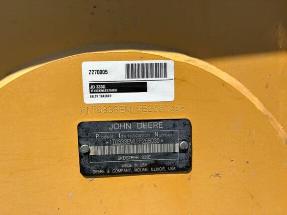Image of John Deere 333E equipment image 4