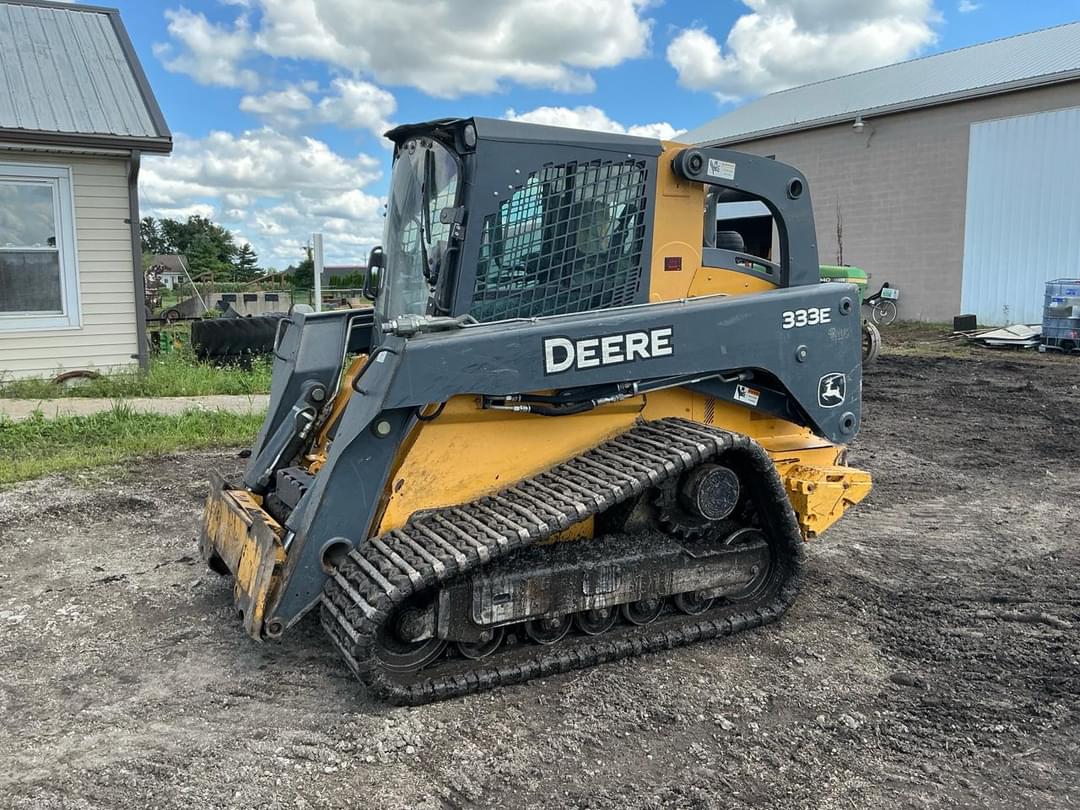 Image of John Deere 333E Primary image