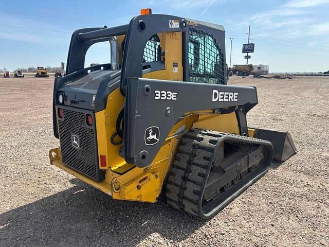 Image of John Deere 333E equipment image 3