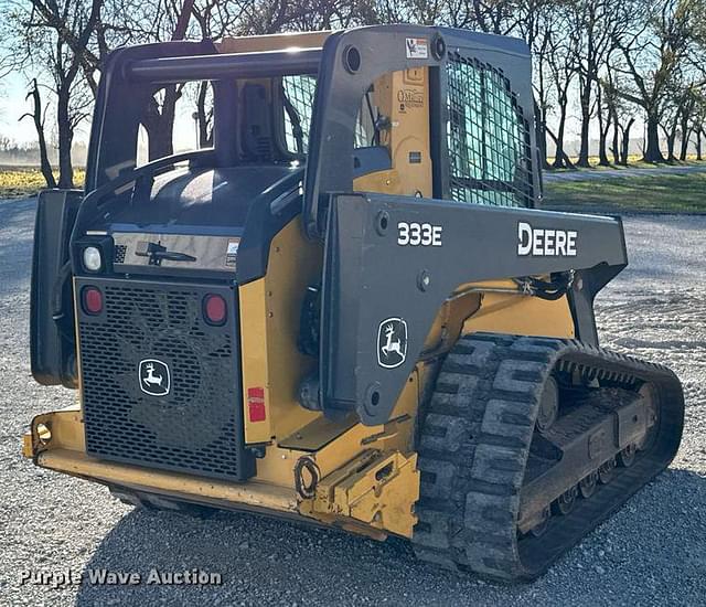 Image of John Deere 333E equipment image 4