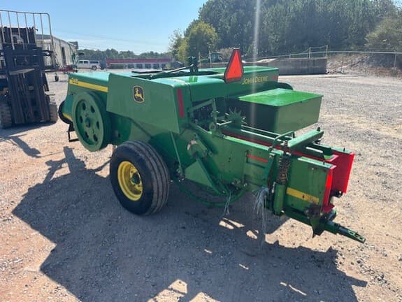 Image of John Deere 348 equipment image 3