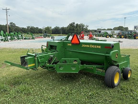 Image of John Deere 348 equipment image 4