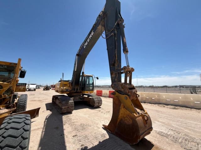 Image of John Deere 350G equipment image 2