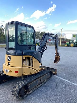 Image of John Deere 35D equipment image 4