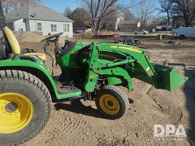 Image of John Deere 3720 equipment image 3