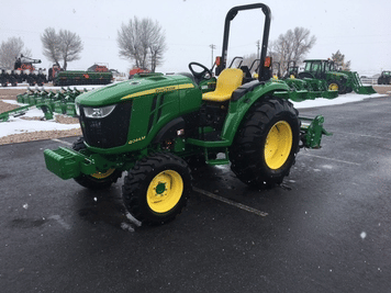 Main image John Deere 4044M