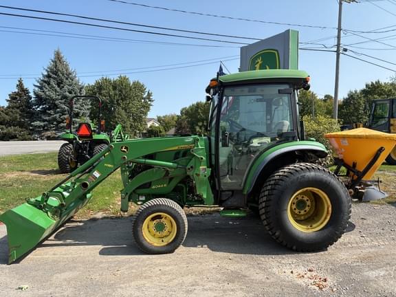Image of John Deere 4044R equipment image 1