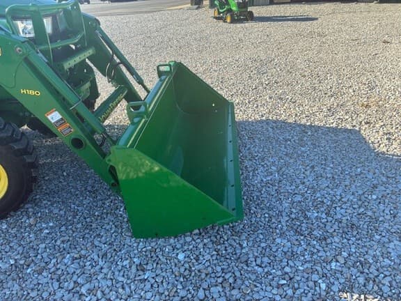 Image of John Deere 4044R equipment image 4