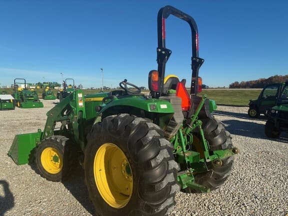 Image of John Deere 4044R equipment image 1