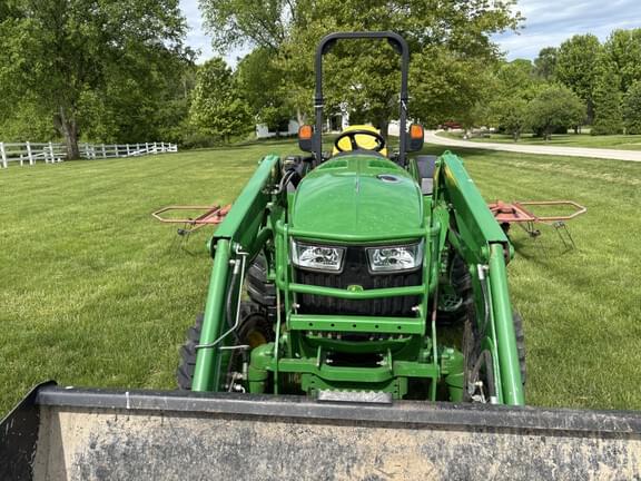 Image of John Deere 4044R equipment image 2