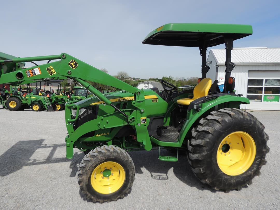 Image of John Deere 4044R Primary image