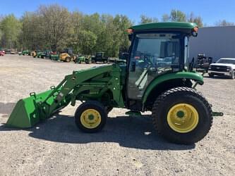 Image of John Deere 4044R equipment image 2