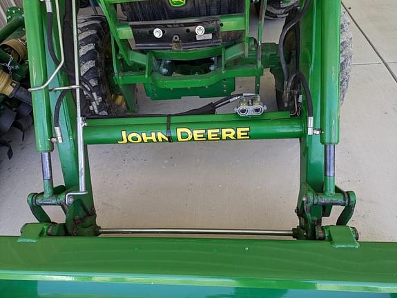 Image of John Deere 4044R equipment image 3
