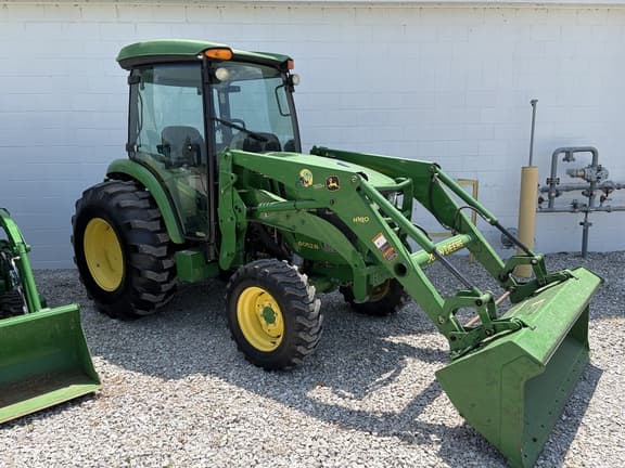 Image of John Deere 4052R equipment image 2