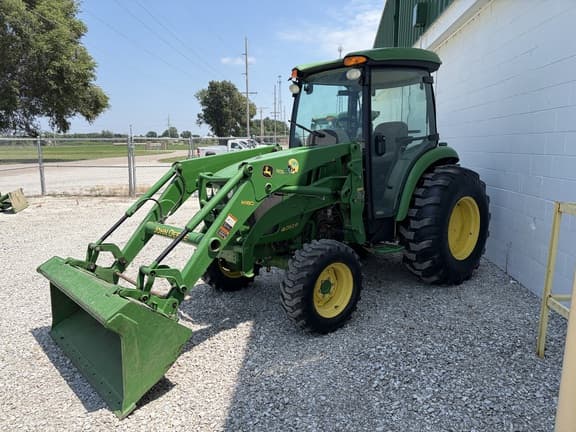 Image of John Deere 4052R equipment image 1