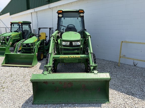 2014 John Deere 4052R Equipment Image0