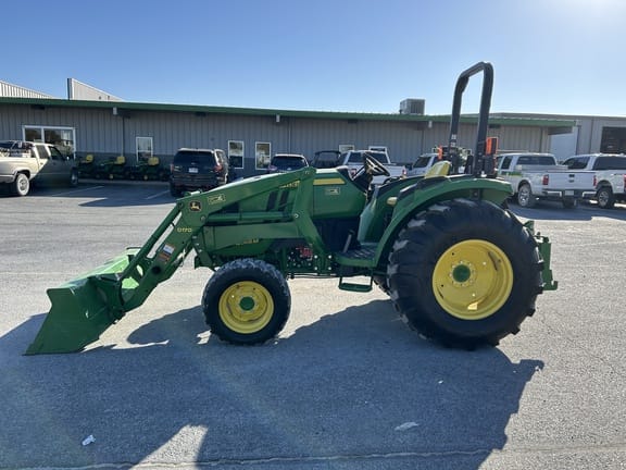 Main image John Deere 4066M