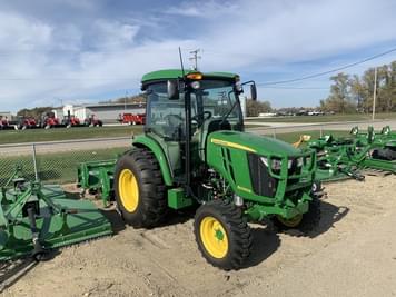 Main image John Deere 4066R