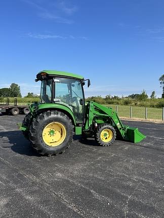 Image of John Deere 4066R equipment image 3