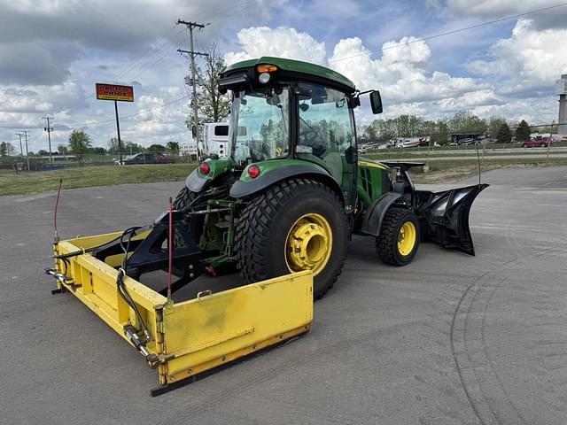 Image of John Deere 4066R equipment image 4