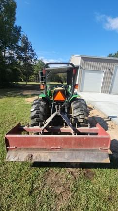 Image of John Deere 4105 equipment image 1