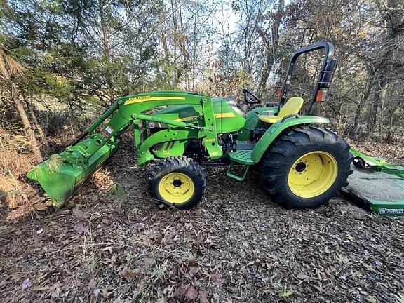 Image of John Deere 4105 equipment image 1