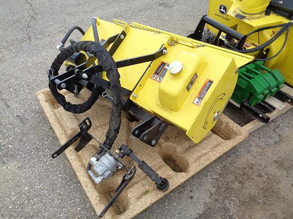 Image of John Deere Undetermined Image 1