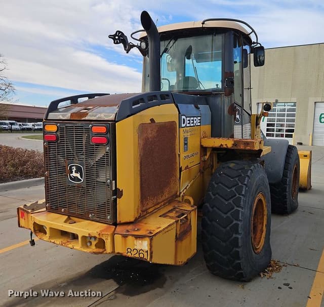 Image of John Deere 444K equipment image 3