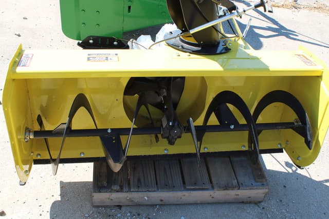Image of John Deere 44" Snowblower equipment image 4