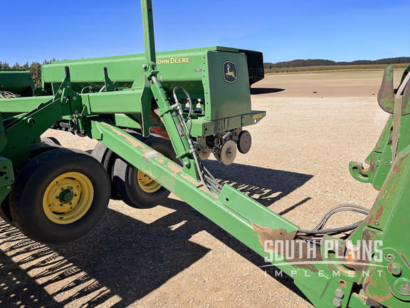 Image of John Deere 455 equipment image 4