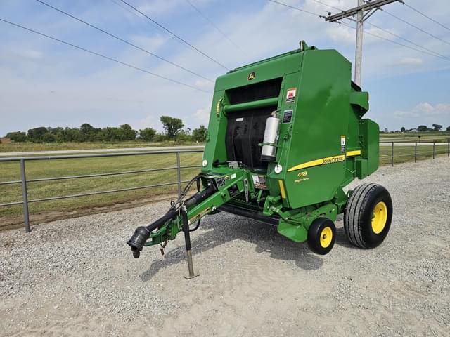 Image of John Deere 459 equipment image 1
