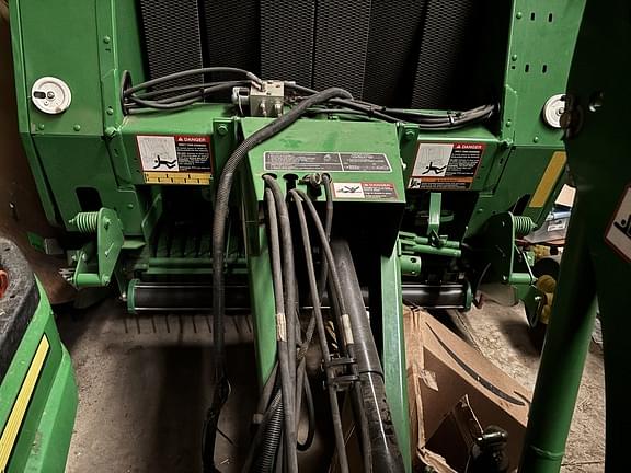 Image of John Deere 459 MegaWide Plus equipment image 4