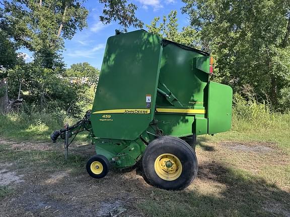 Image of John Deere 459 equipment image 1