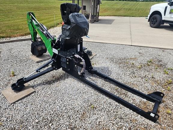 Image of John Deere Backhoe equipment image 3