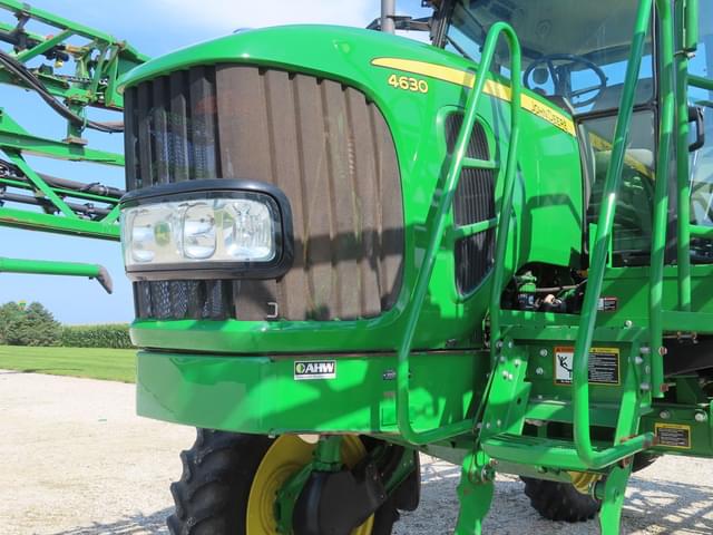 Image of John Deere 4630 equipment image 4