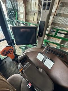 Image of John Deere 4630 equipment image 2