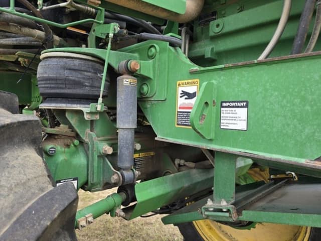 Image of John Deere 4630 equipment image 4