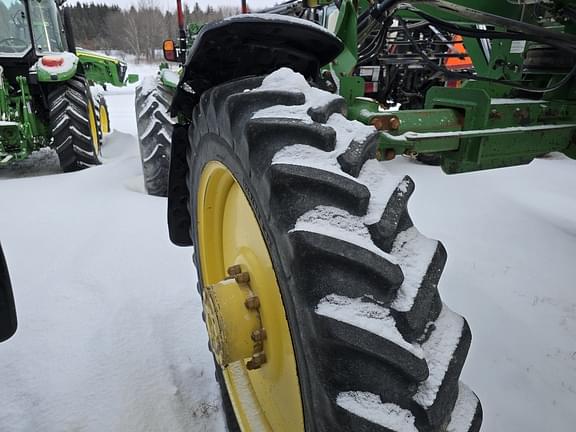 Image of John Deere 4630 equipment image 3