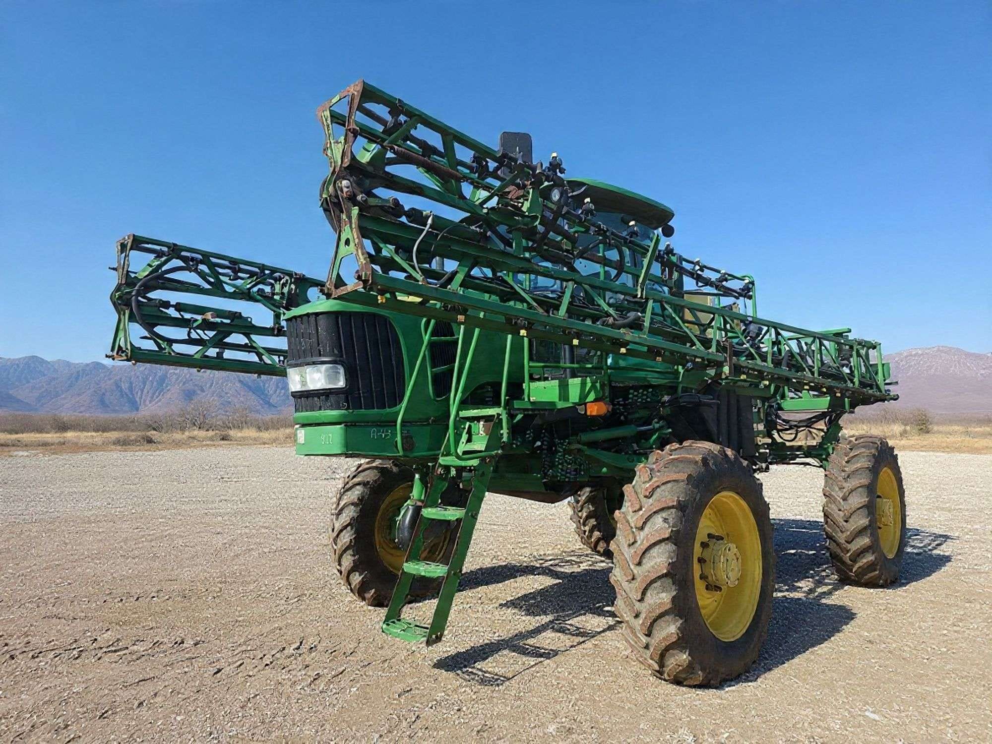 2014 John Deere 4630 Equipment Image0