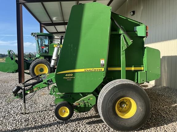 Image of John Deere 469 equipment image 2