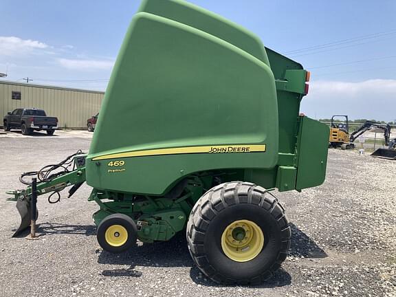 Image of John Deere 469 Premium equipment image 1