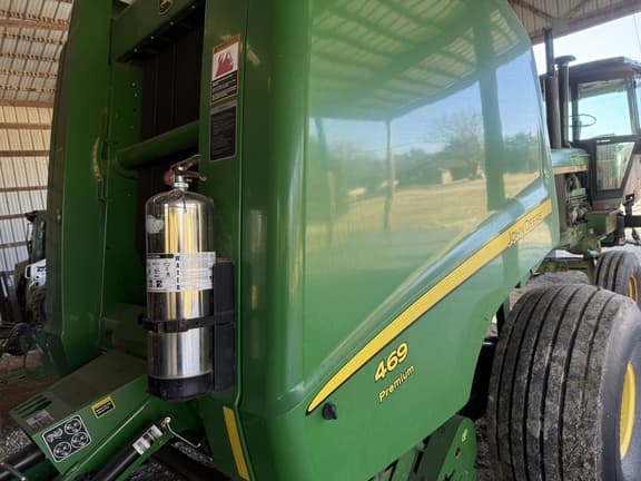 Image of John Deere 469 Premium equipment image 1