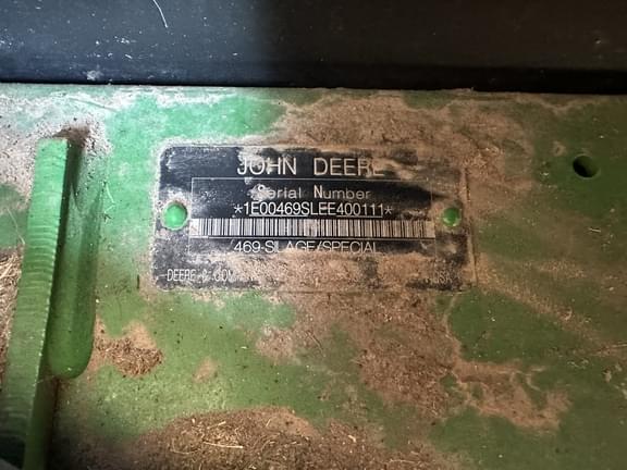 Image of John Deere 469 Silage Special equipment image 2