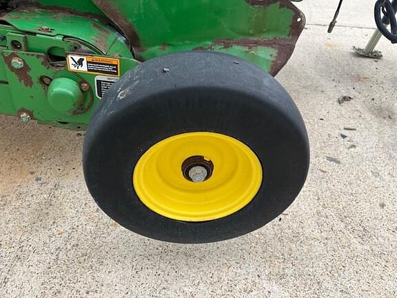 Image of John Deere 469 Silage Special equipment image 3