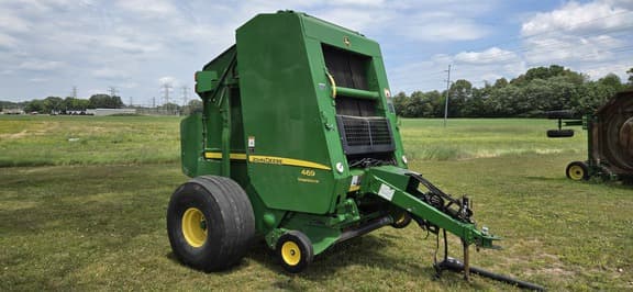 Image of John Deere 469 Silage Special equipment image 1